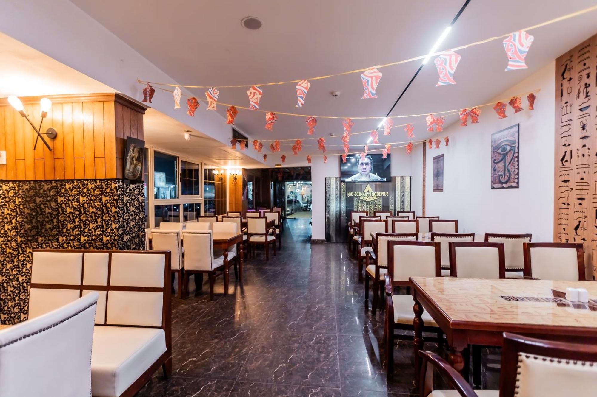 Superior Pyramids Inn Al Kawm al Akhdar エクステリア 写真