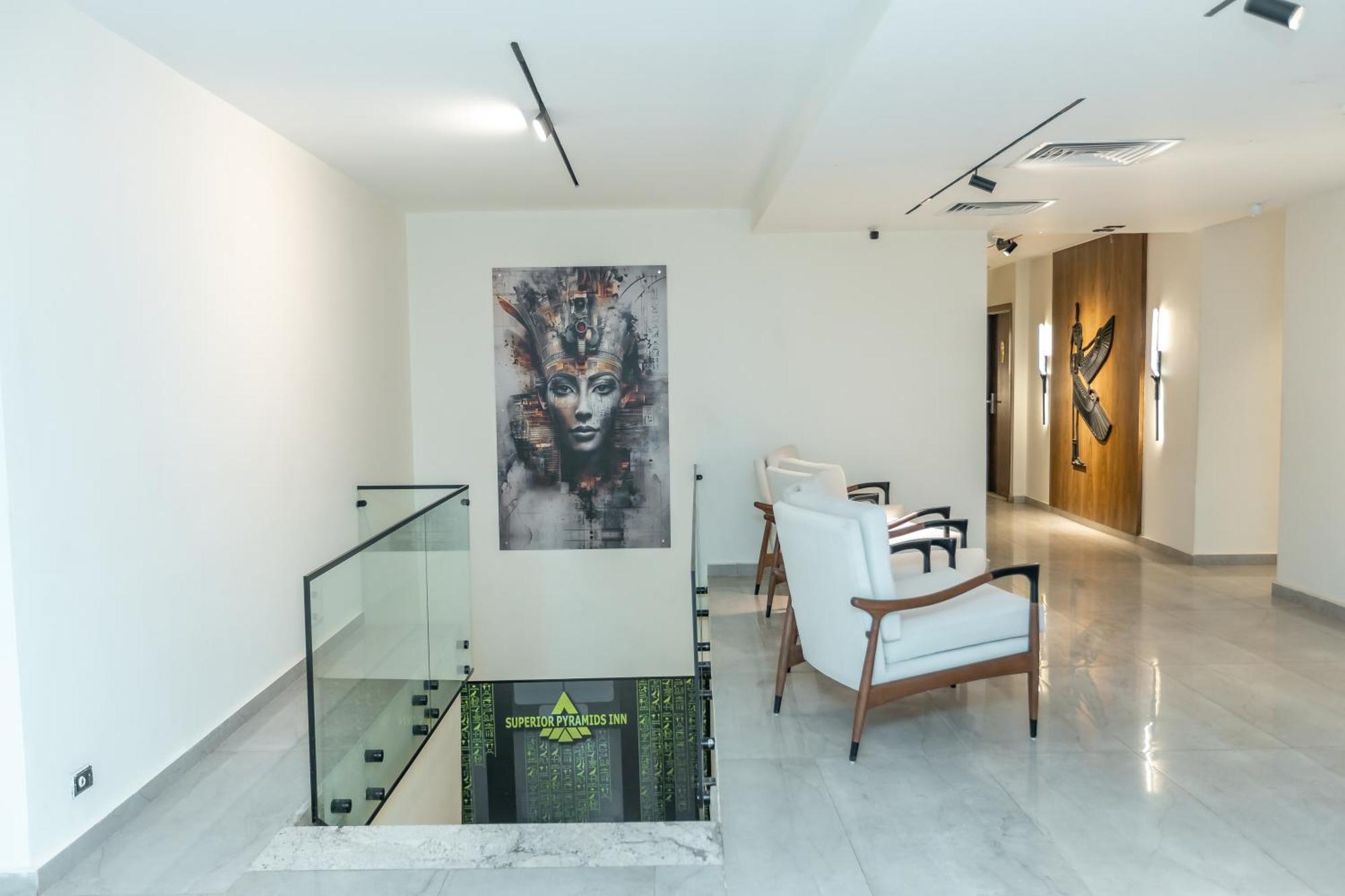 Superior Pyramids Inn Al Kawm al Akhdar エクステリア 写真