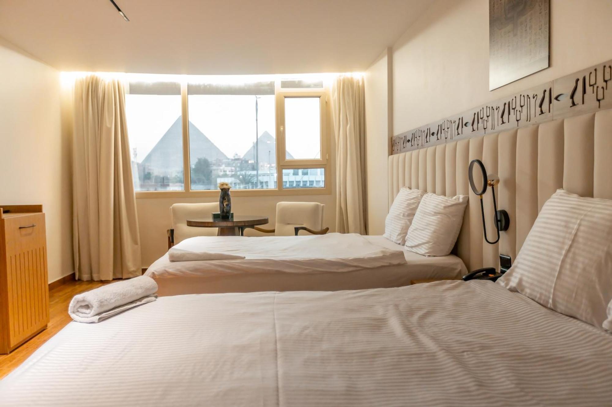 Superior Pyramids Inn Al Kawm al Akhdar エクステリア 写真