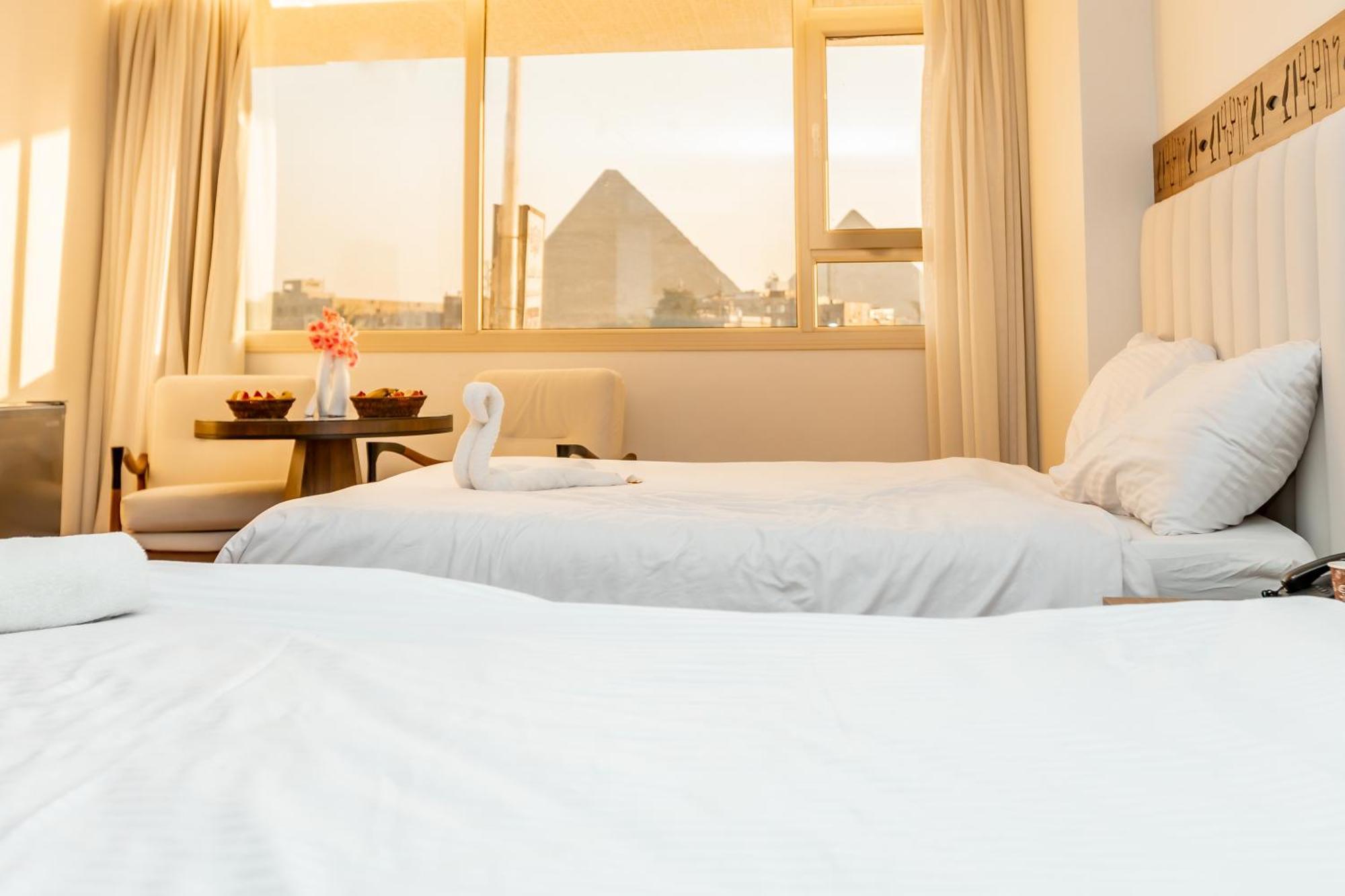 Superior Pyramids Inn Al Kawm al Akhdar エクステリア 写真