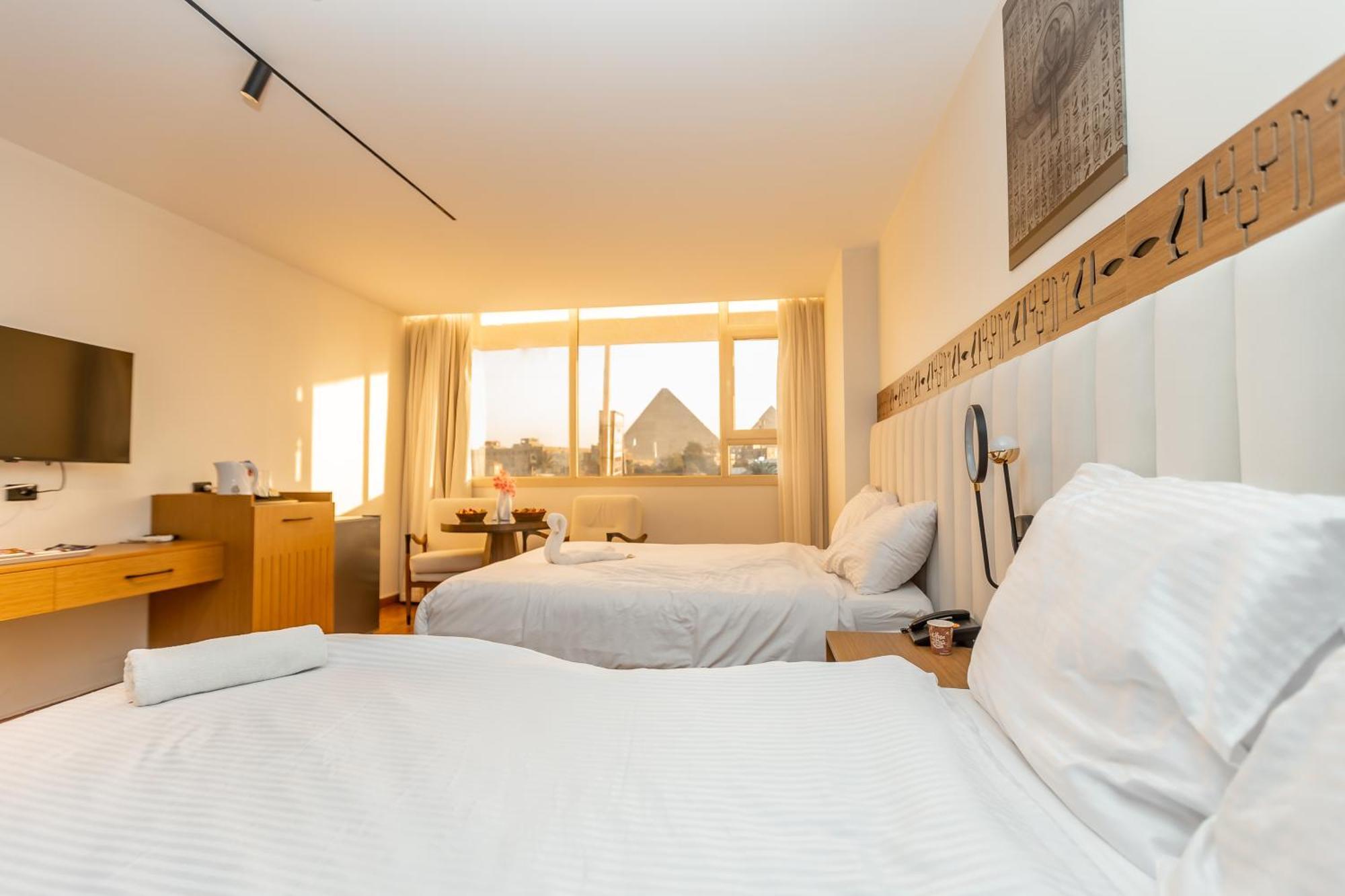 Superior Pyramids Inn Al Kawm al Akhdar エクステリア 写真