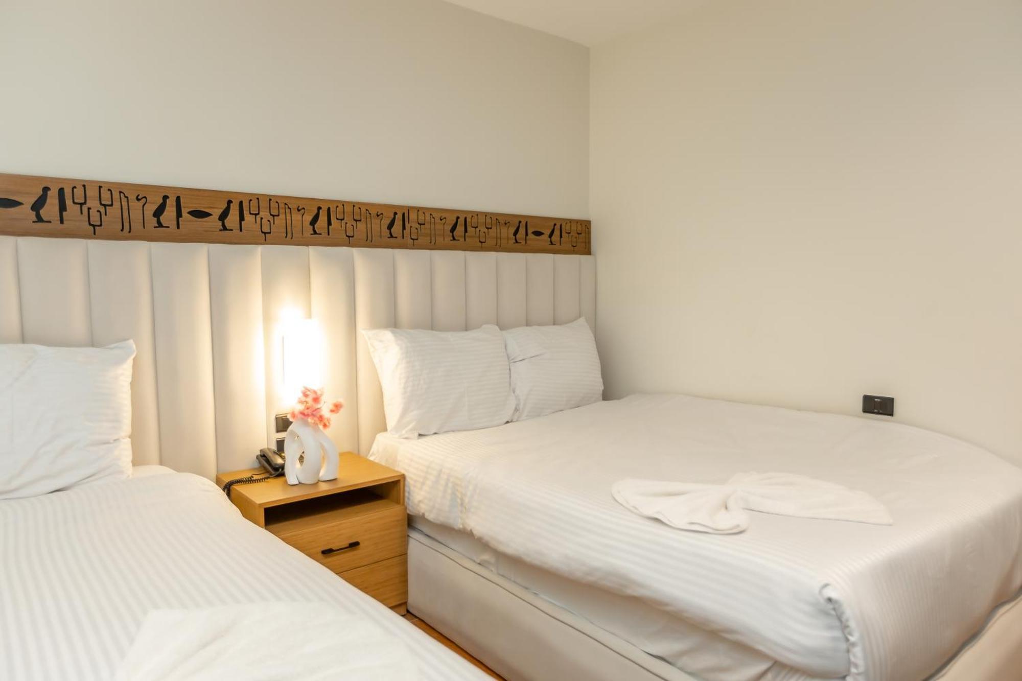 Superior Pyramids Inn Al Kawm al Akhdar エクステリア 写真
