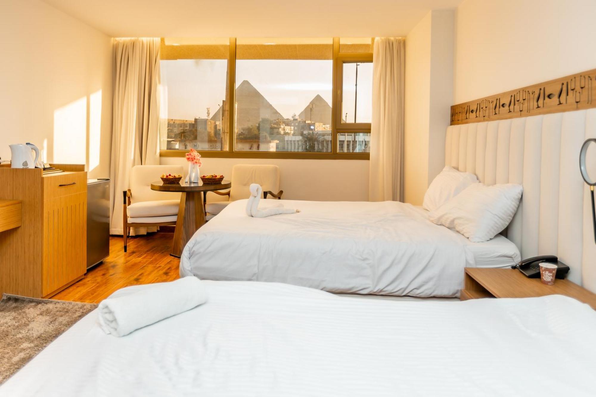 Superior Pyramids Inn Al Kawm al Akhdar エクステリア 写真