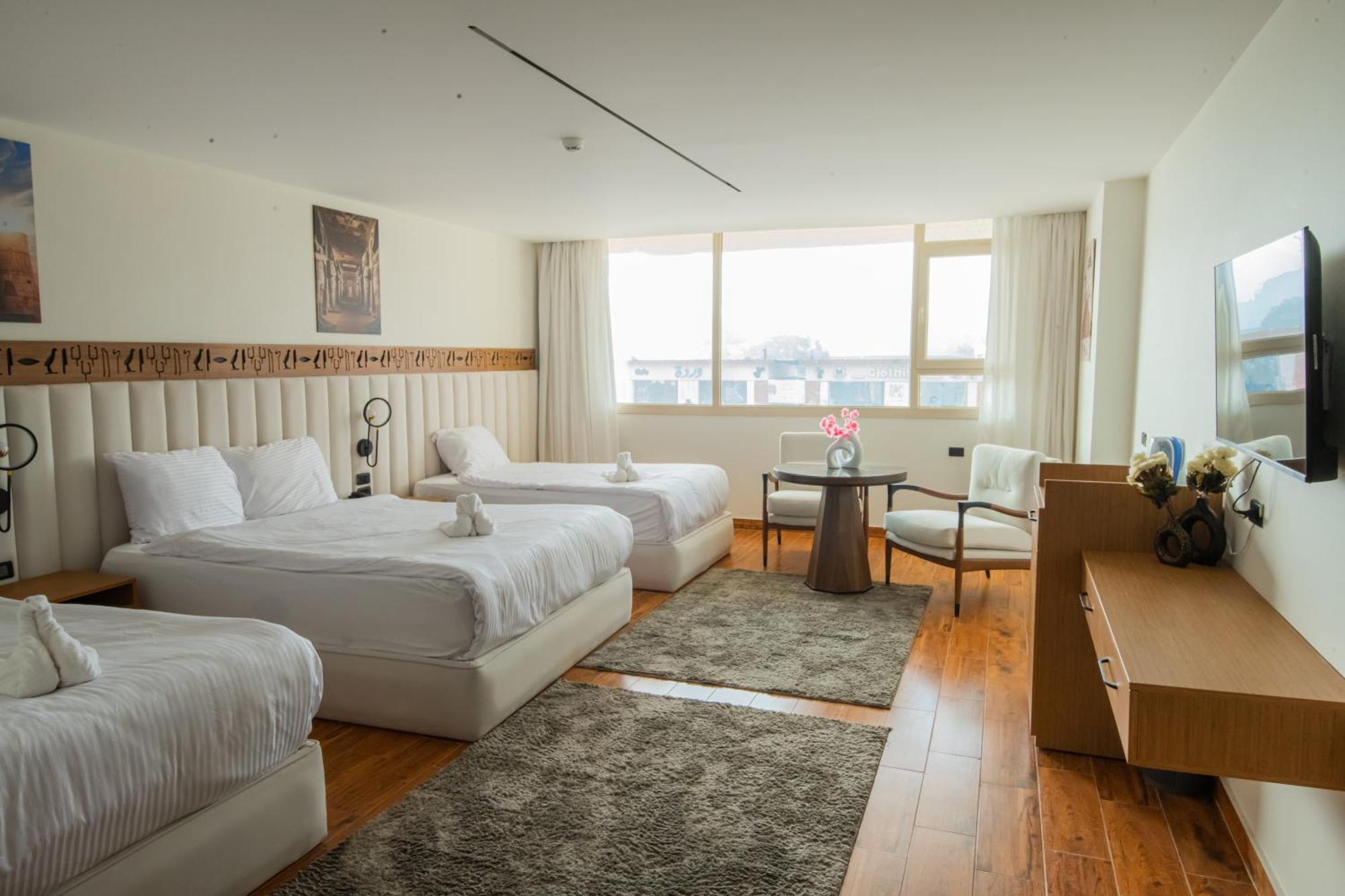 Superior Pyramids Inn Al Kawm al Akhdar エクステリア 写真