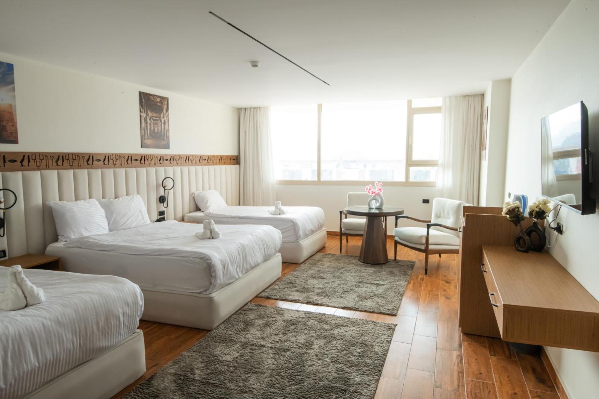 Superior Pyramids Inn Al Kawm al Akhdar エクステリア 写真